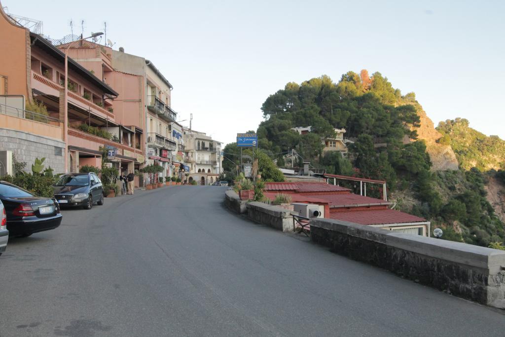 Taormina Isola Bella Apartment - Taormina Holidays מראה חיצוני תמונה