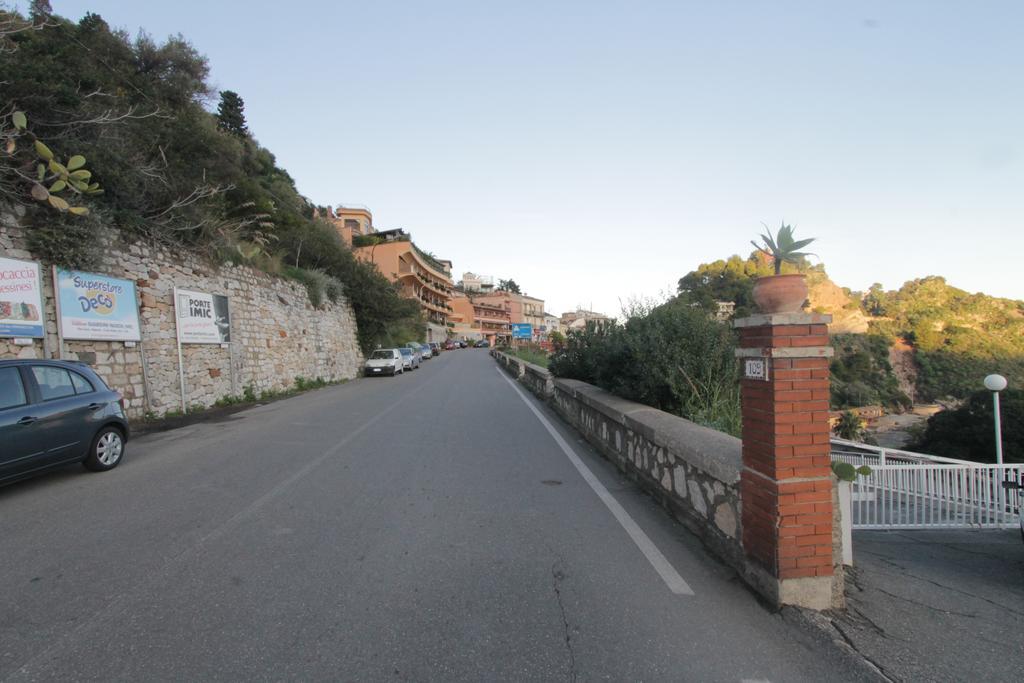 Taormina Isola Bella Apartment - Taormina Holidays מראה חיצוני תמונה